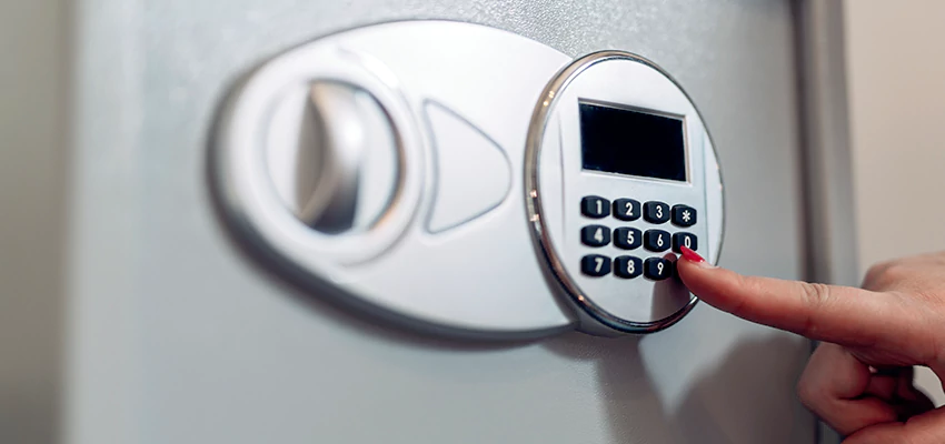 Jewelry Safe Cracking in Pinole, California