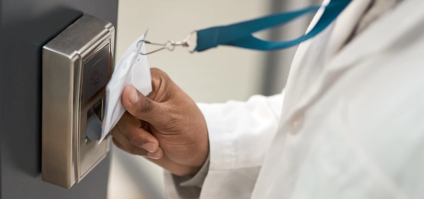 Commercial Locksmith For Rekey in Pinole, CA